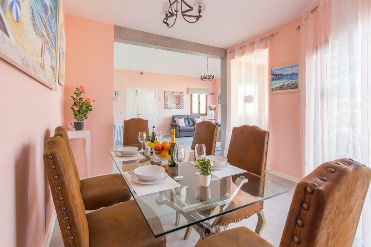 Villa Bella Lucia 3. Piscina Climatizada, WiFi, BBQ. Corralejo Esterno foto